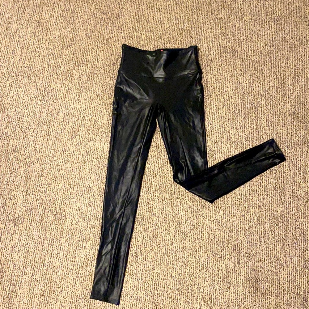 Faux leather Spanx leggings